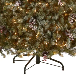 7 ft. Pre-Lit Dunhill Fir Tree with 700 Clear Lights