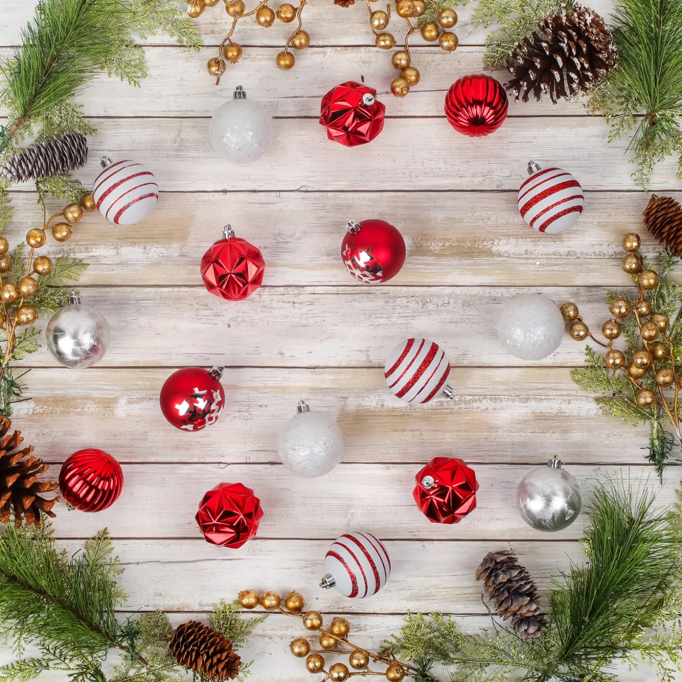 19 in. Red Xmas Ball Decor Set